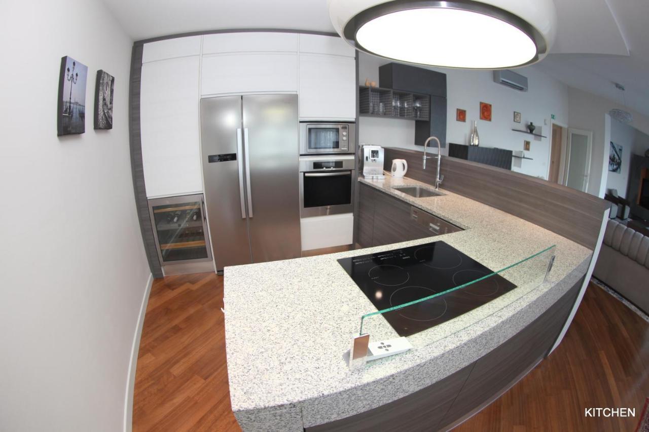 Luxury Marina View Apartment Izola Exterior foto