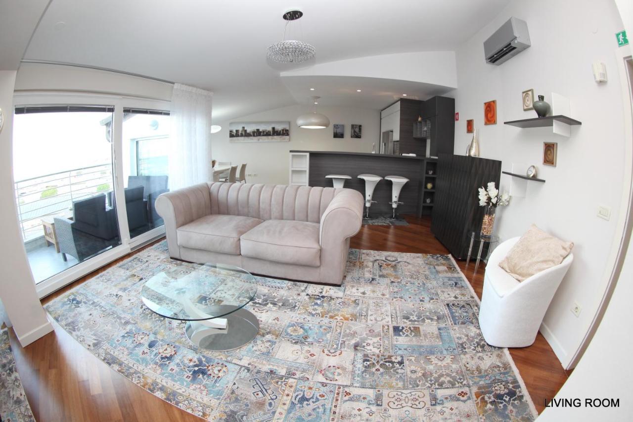 Luxury Marina View Apartment Izola Exterior foto