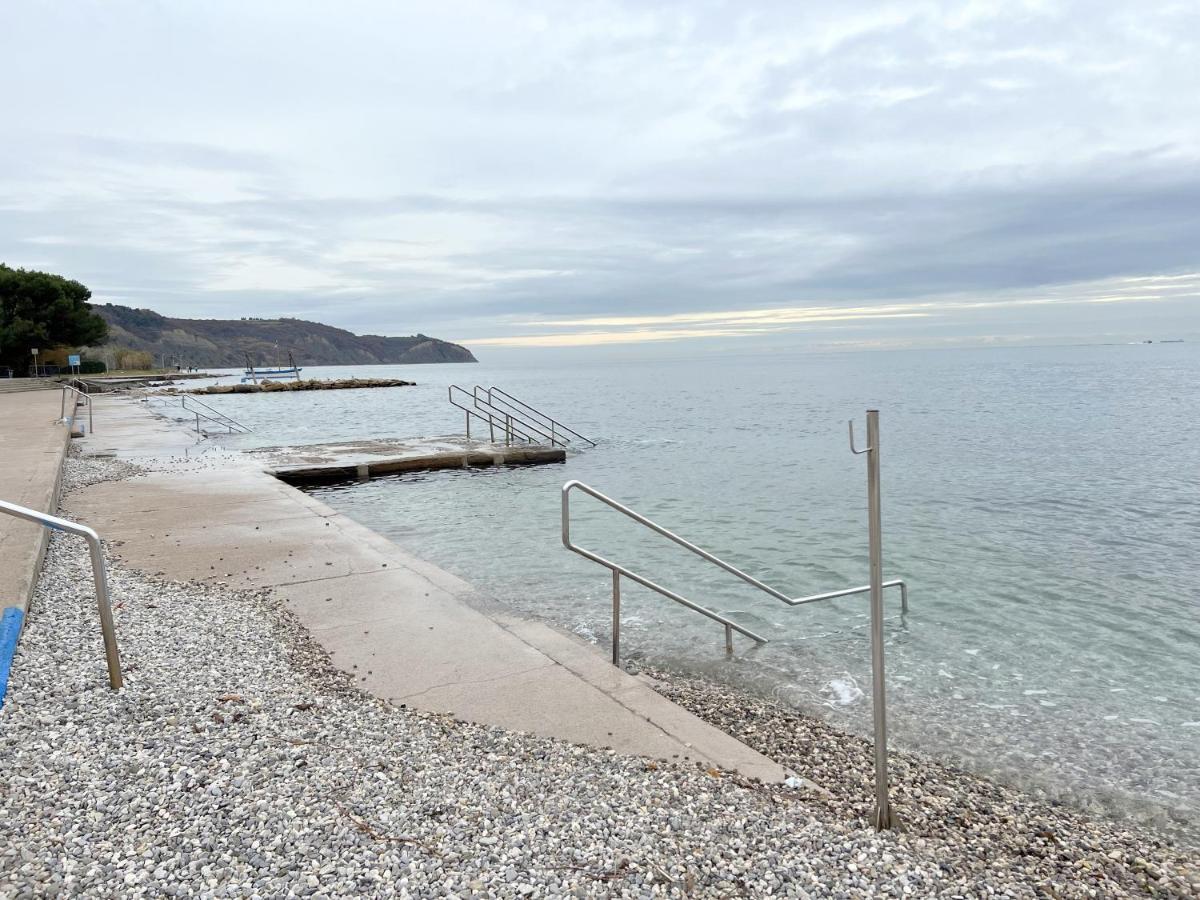 Luxury Marina View Apartment Izola Exterior foto